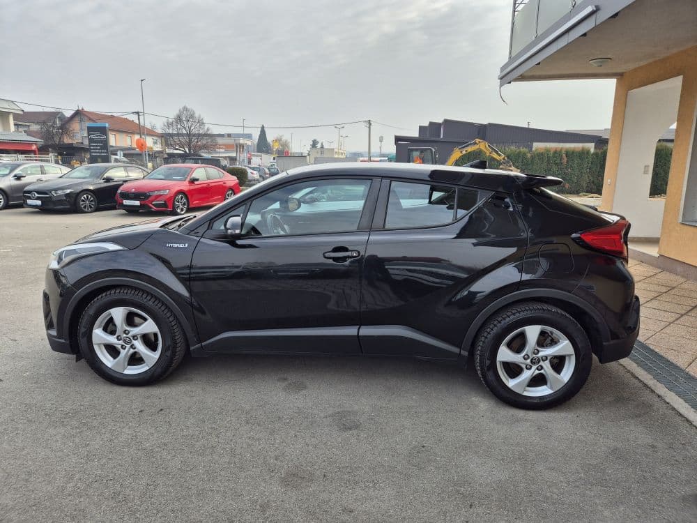TOYOTA C-HR 1.8 E-CVT BUSINESS HYBRID - 4
