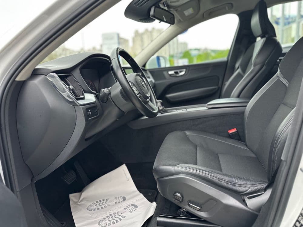Volvo Xc60 D4 AWD Business - 9