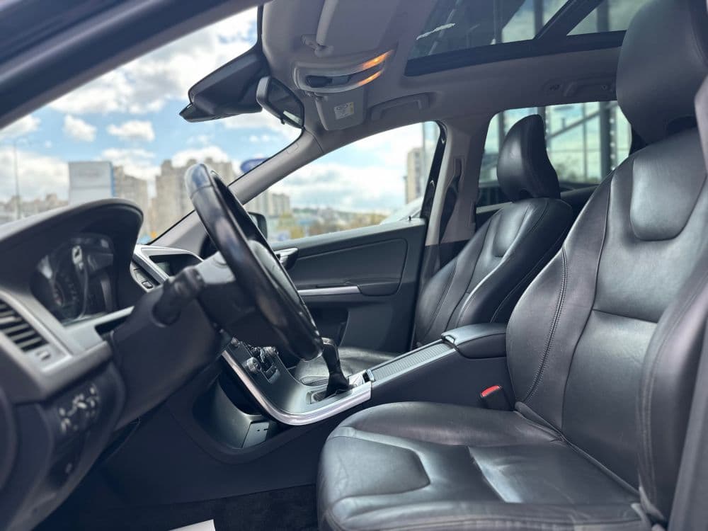 VOLVO XC60 D4 FACELIFT - 10