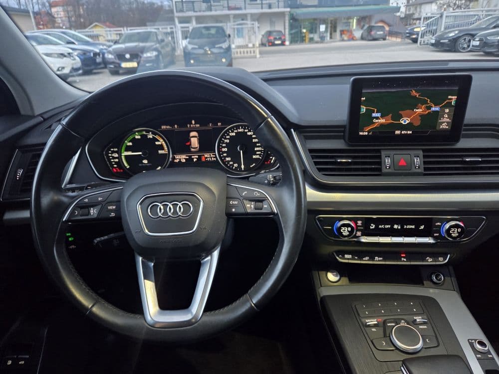 Audi Q5 50 TFSI E QUATTRO  S-TRONIC - 13
