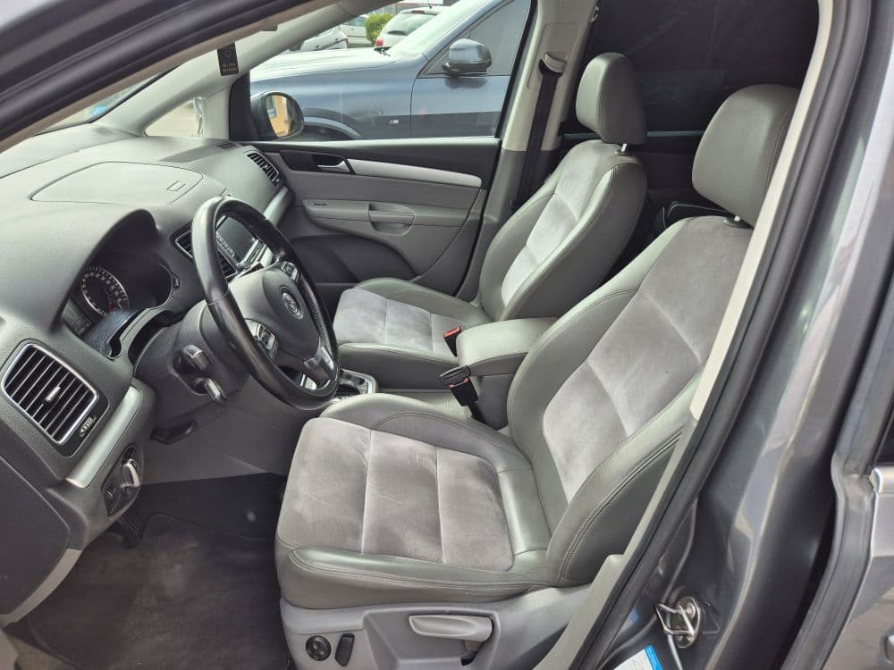 Volkswagen Sharan 2.0 TDI DSG - 9