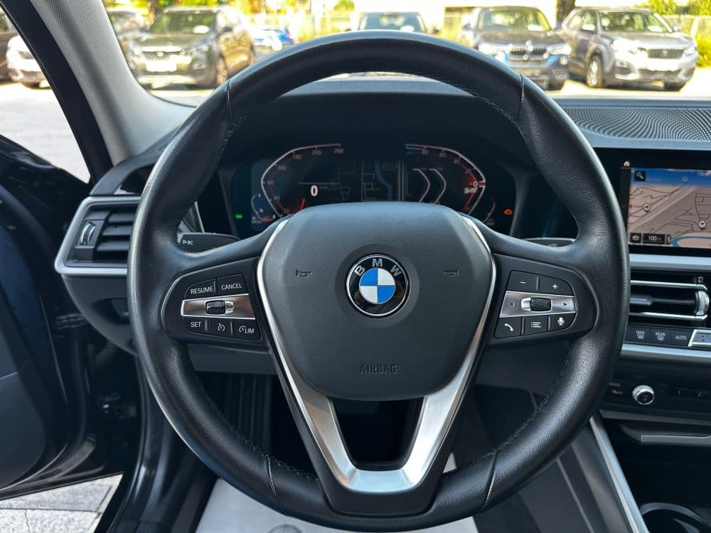 BMW 320 D X-DRIVE AUT - 13