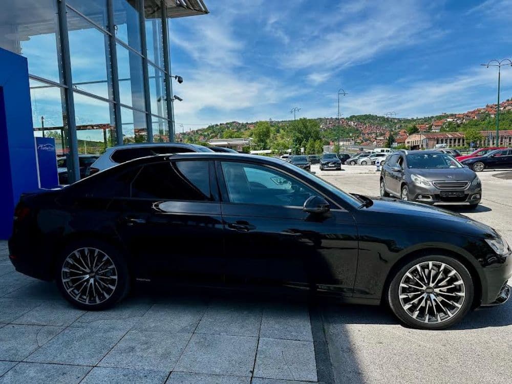 AUDI A4 2.0TDI S-TRONIC - 4