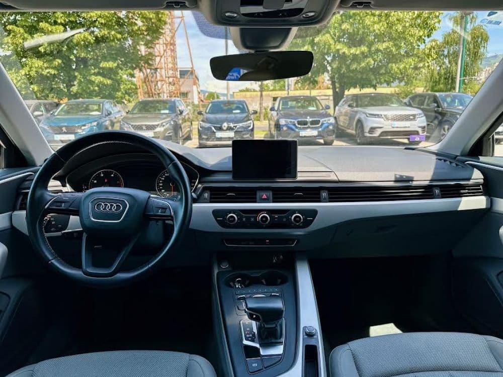 AUDI A4 2.0TDI S-TRONIC - 11