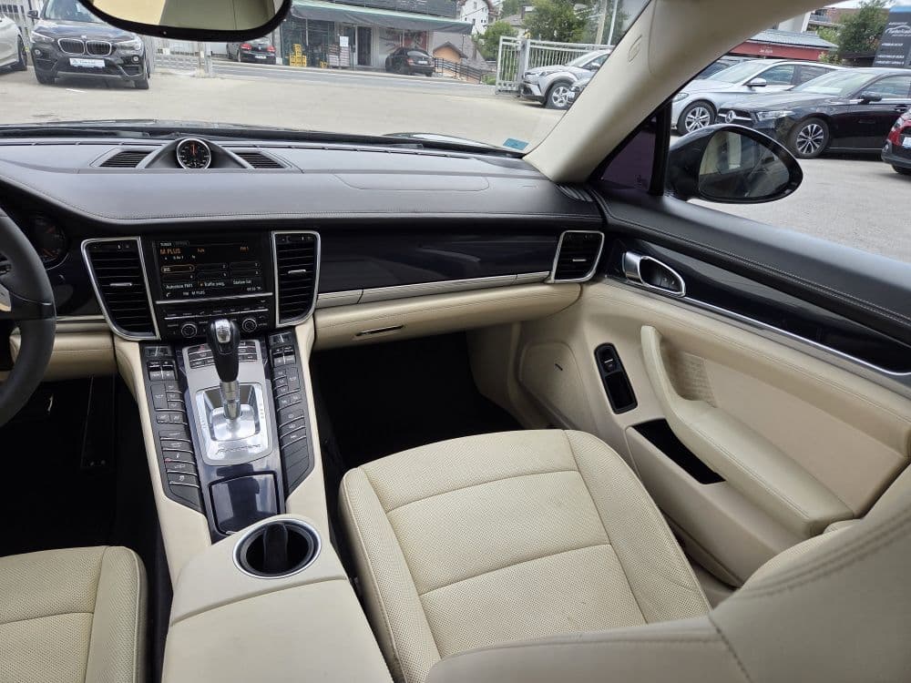 Porsche Panamera 3.0D Facelift - 12