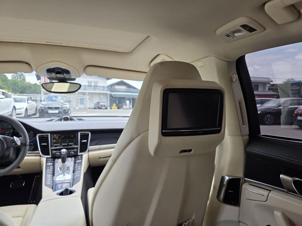 Porsche Panamera 3.0D Facelift - 21