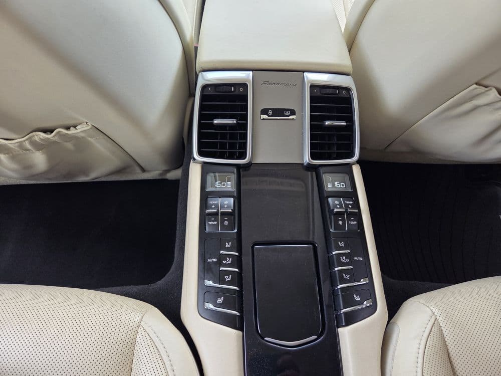 Porsche Panamera 3.0D Facelift - 19