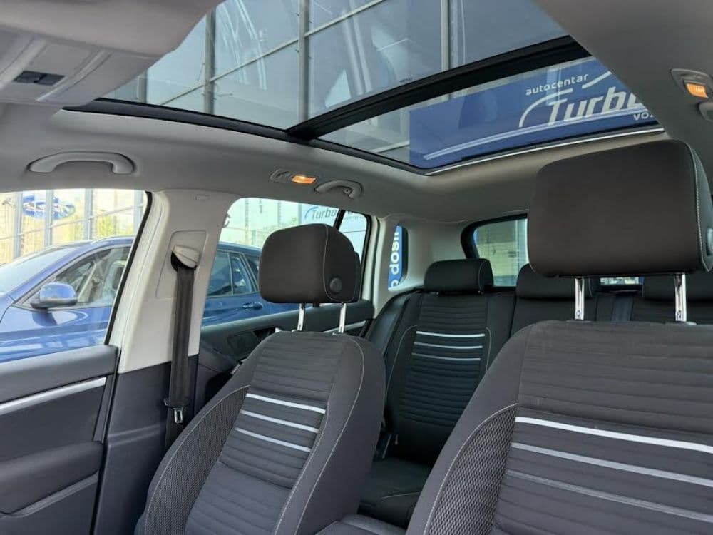 Volkswagen Tiguan  2.0TDI 4 Motion - 9