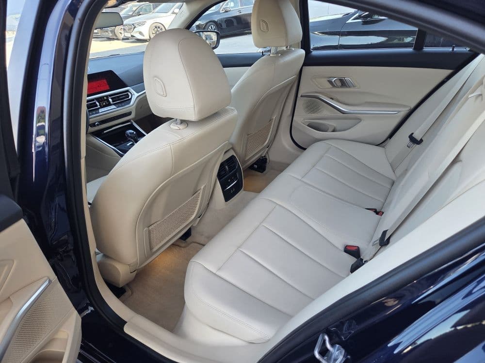 BMW 330 E BUSINESS AUT - 20