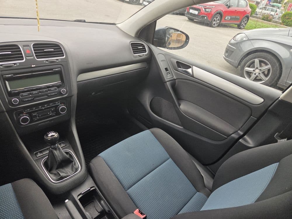 Volkswagen Golf VI 1.6 TDI - 11