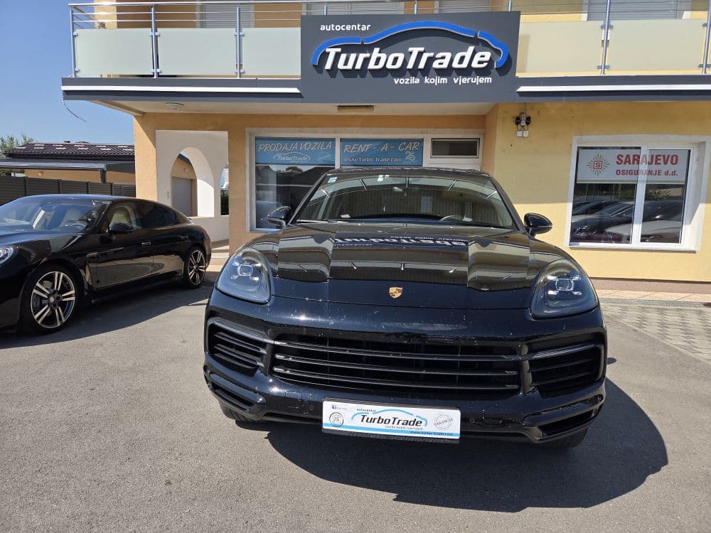 Porsche Cayenne 3.0 V6 Tiptronic Panorama - 2
