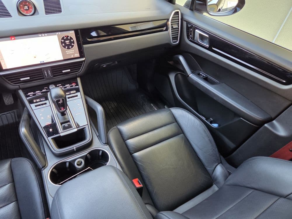 Porsche Cayenne 3.0 V6 Tiptronic Panorama - 11