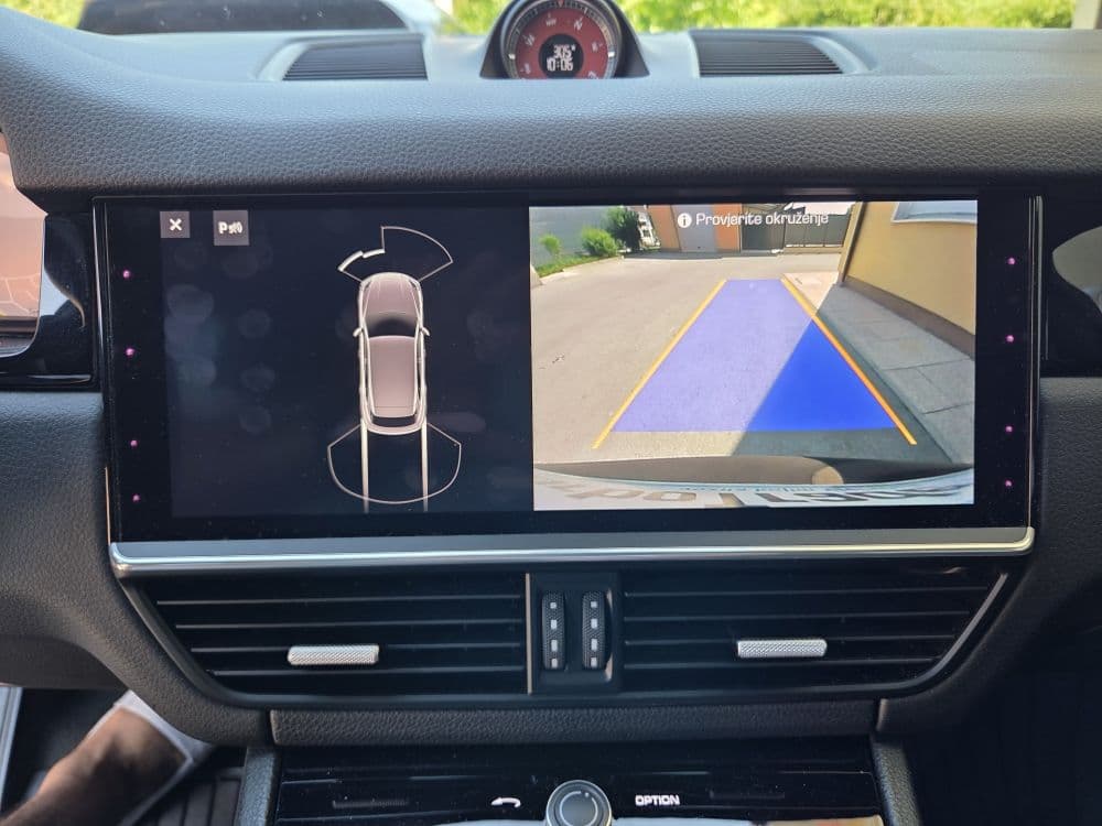 Porsche Cayenne 3.0 V6 Tiptronic Panorama - 15