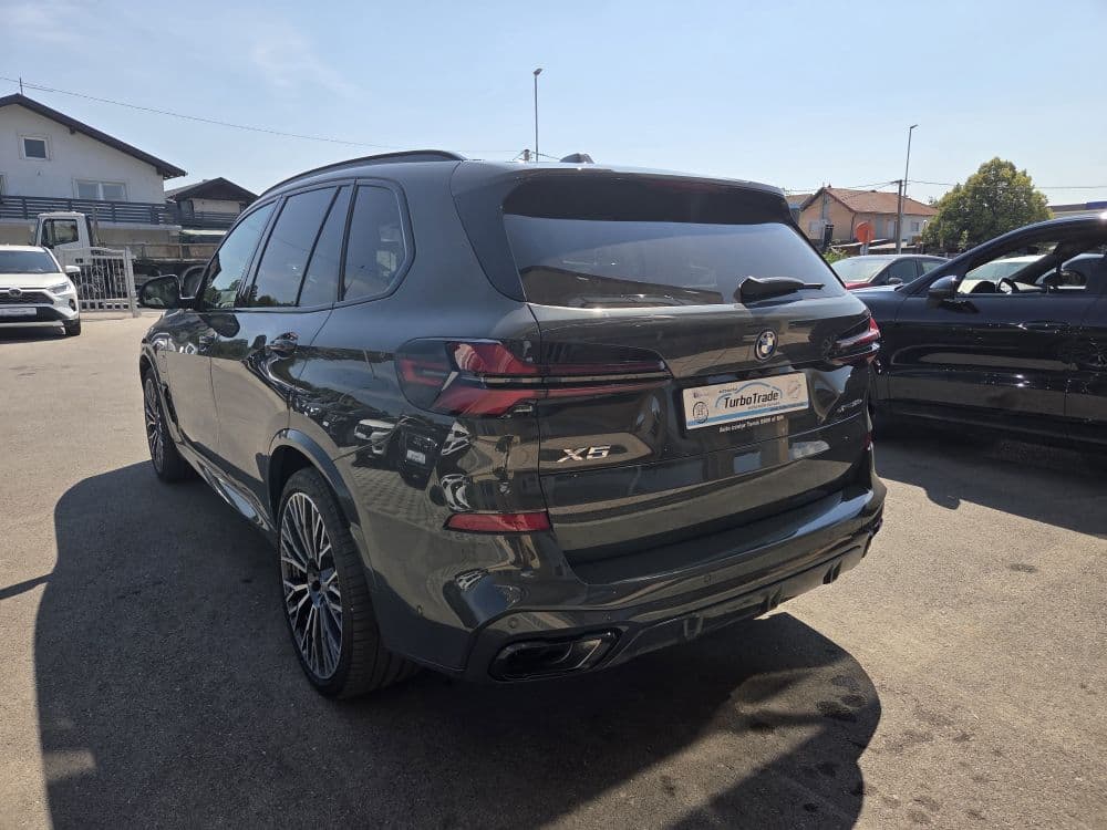 BMW X5 50 E X-DRIVE M - 6