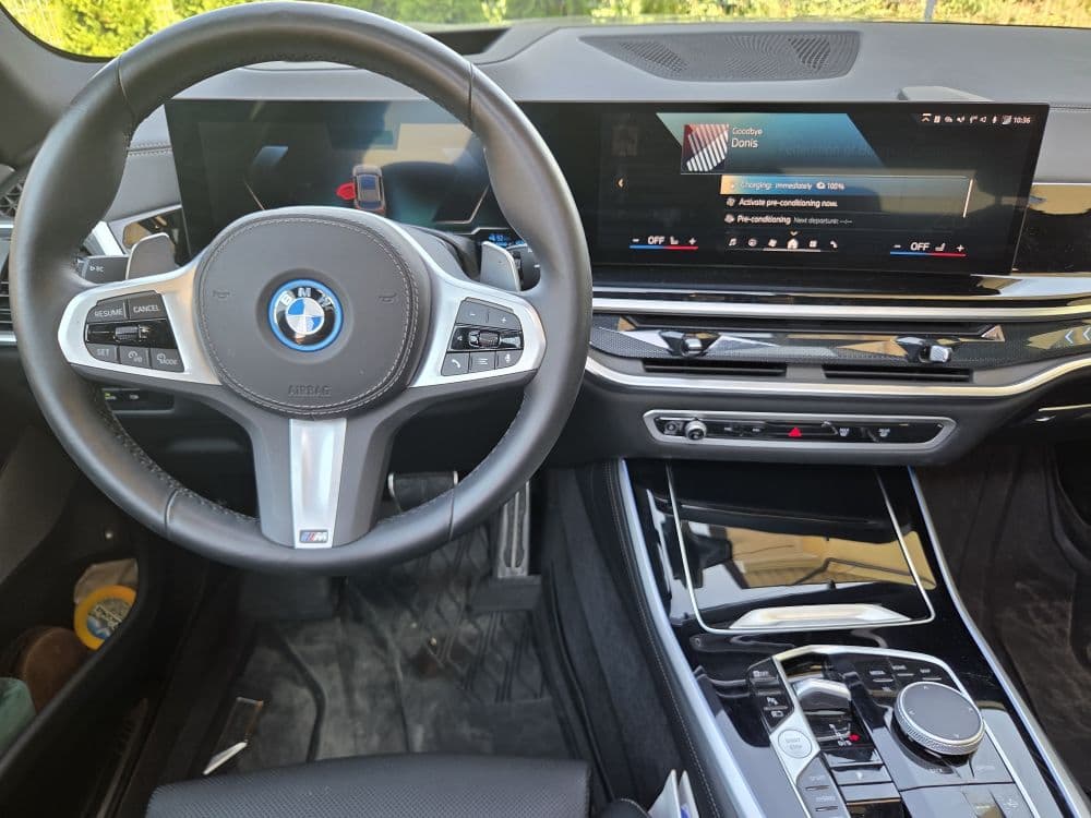 BMW X5 50 E X-DRIVE M - 11