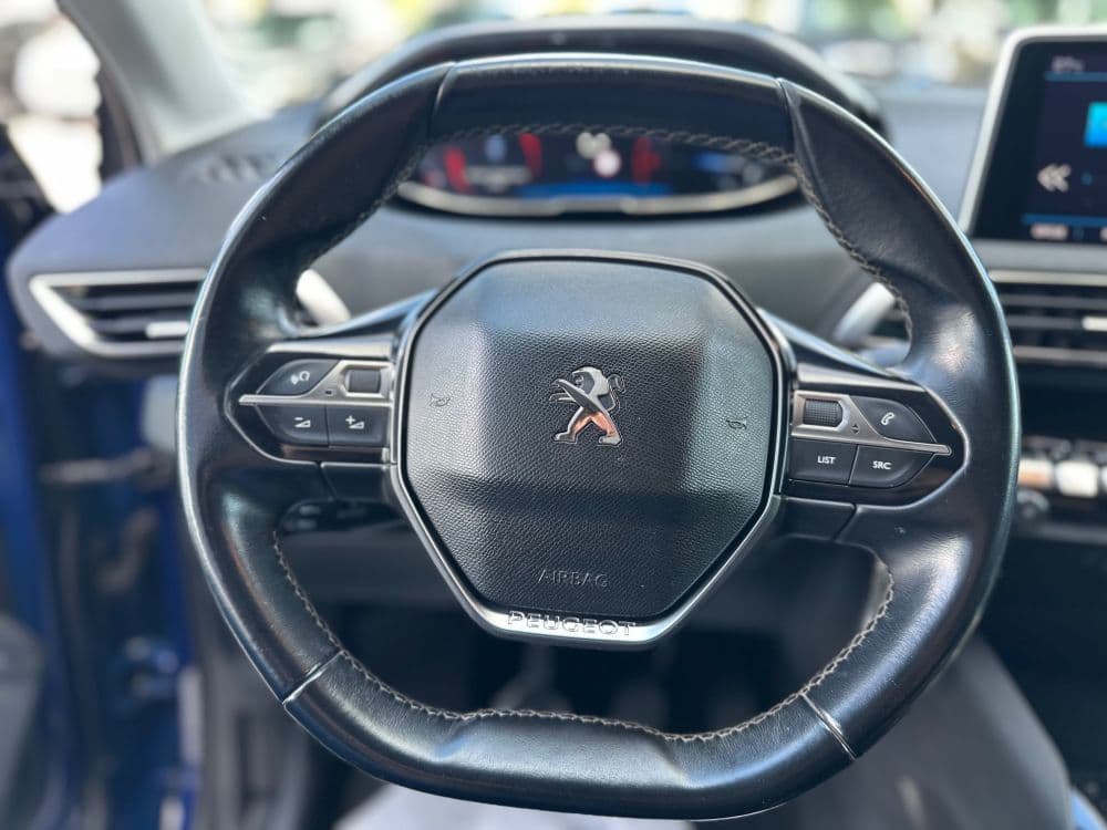 PEUGEOT 3008 1.6HDI - 12