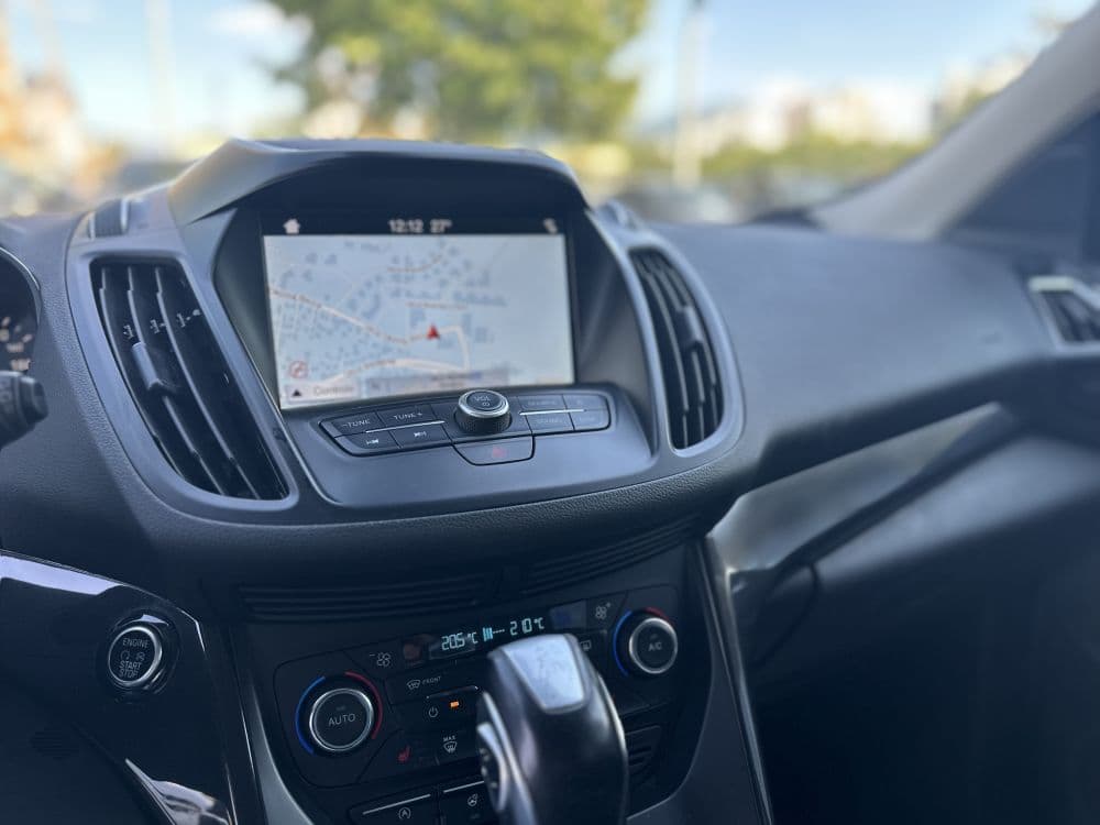 FORD KUGA 1.5 EcoBoost Aut - 14