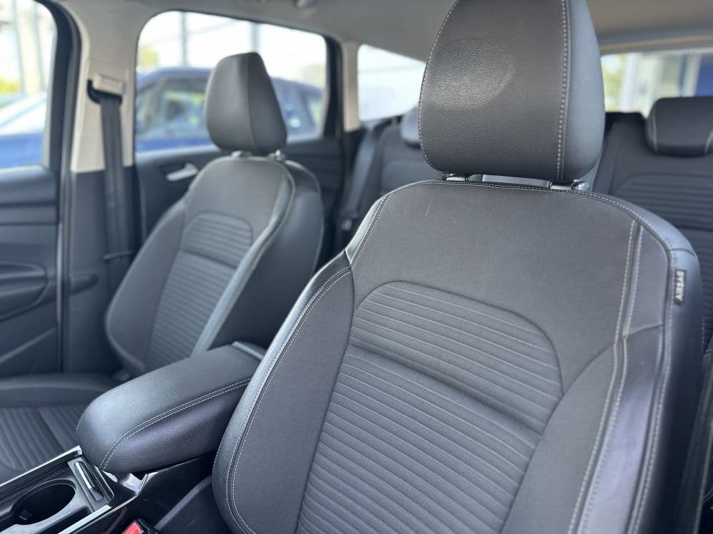 FORD KUGA 1.5 EcoBoost Aut - 10