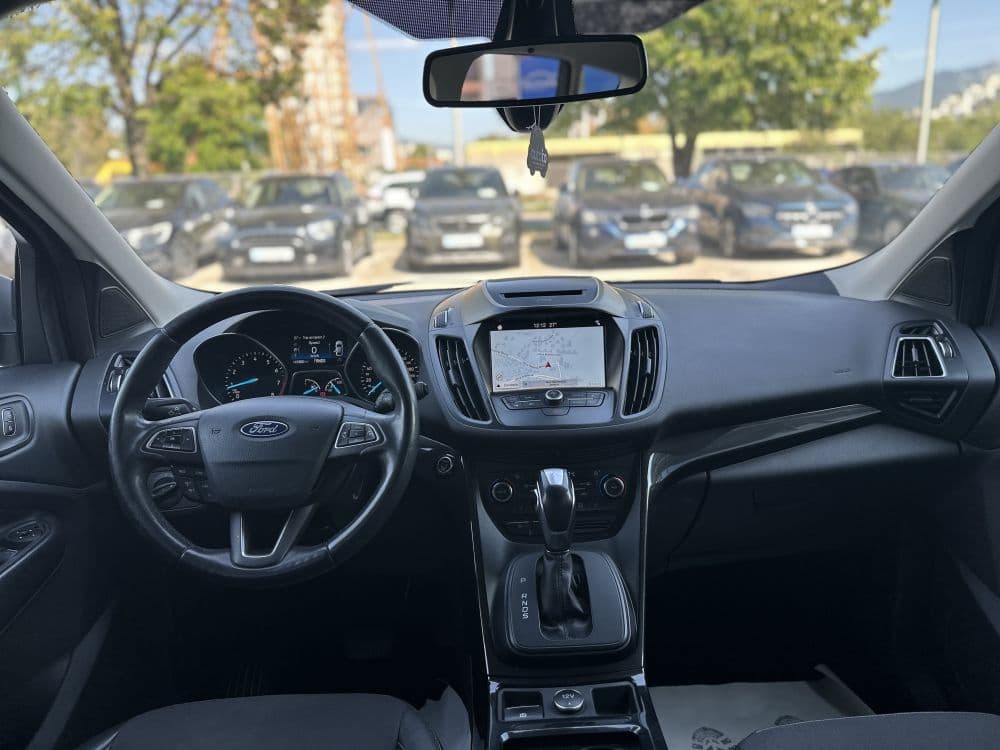 FORD KUGA 1.5 EcoBoost Aut - 12