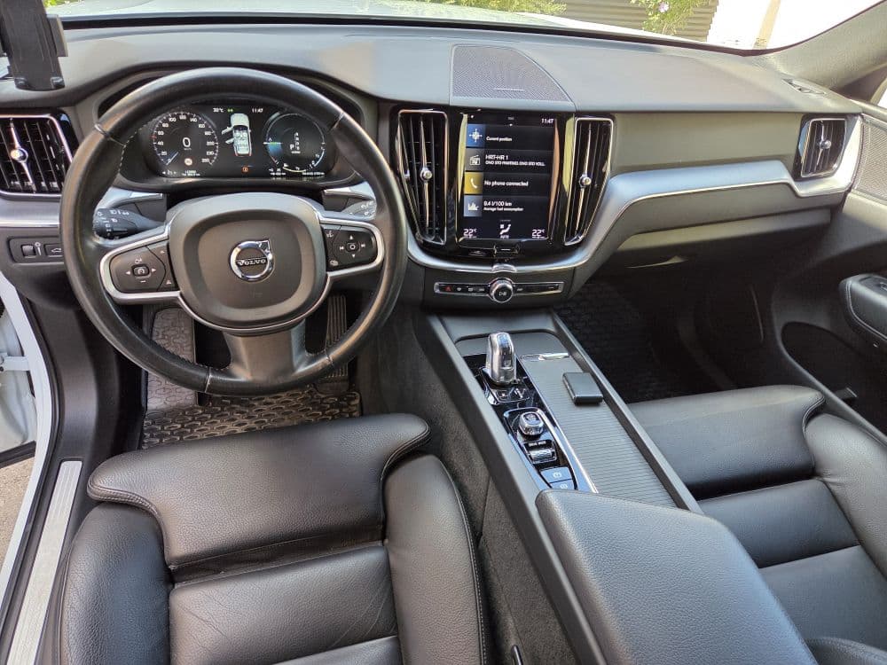 Volvo XC60 T8 4WD Momentum Hybrid - 11