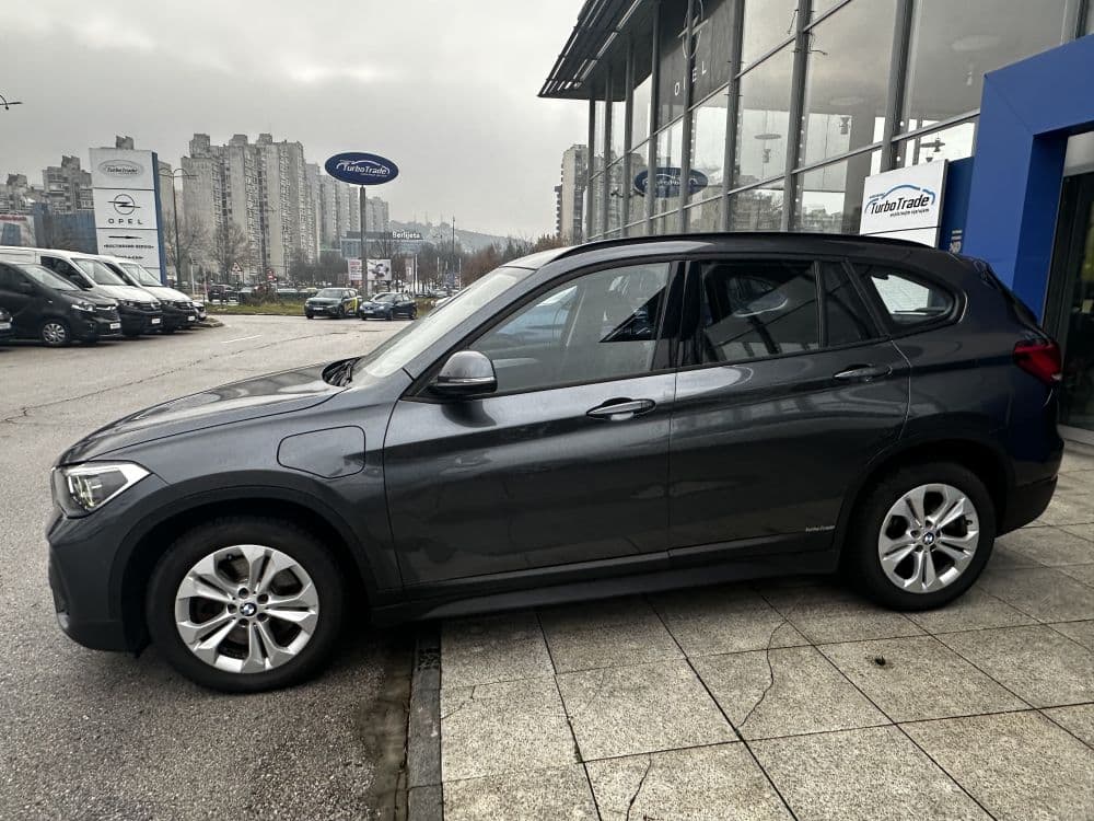 BMW X1 25E X-DRIVE PLUG IN - 5