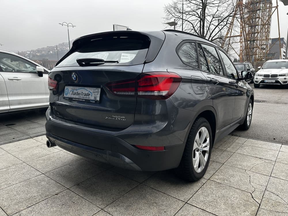 BMW X1 25E X-DRIVE PLUG IN - 8