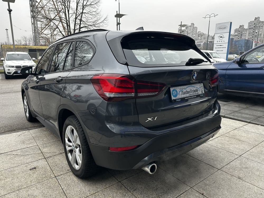 BMW X1 25E X-DRIVE PLUG IN - 6