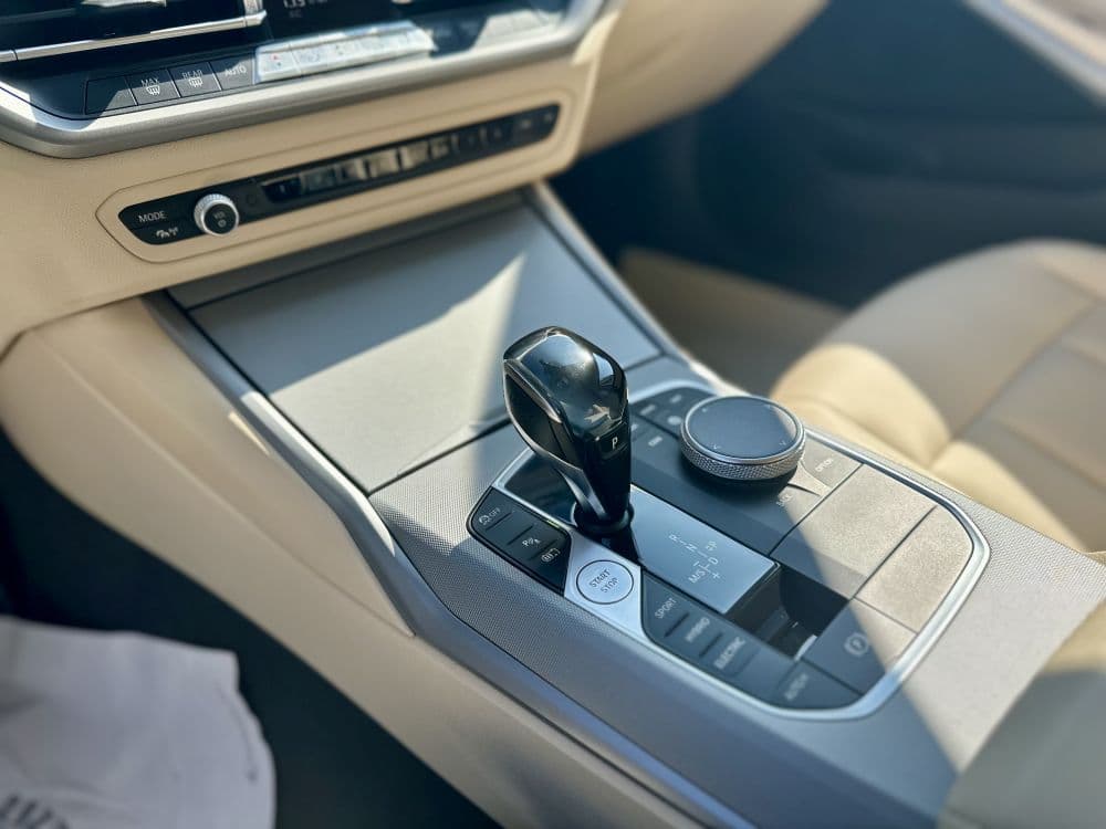 BMW 330E PLUG IN HYBRID - 16