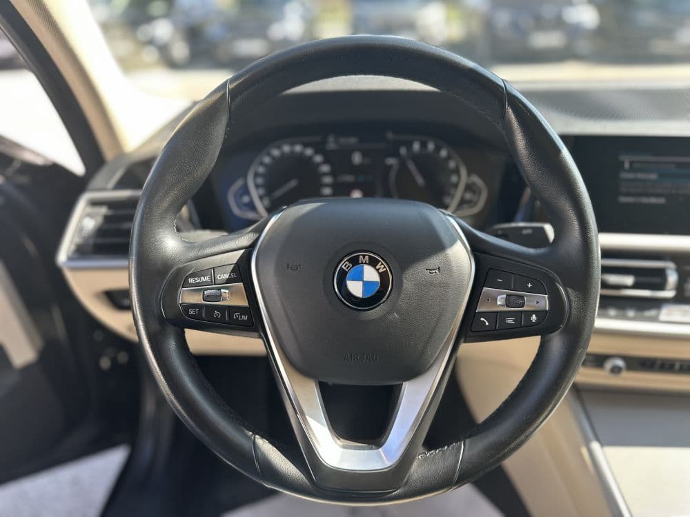 BMW 330E PLUG IN HYBRID - 14