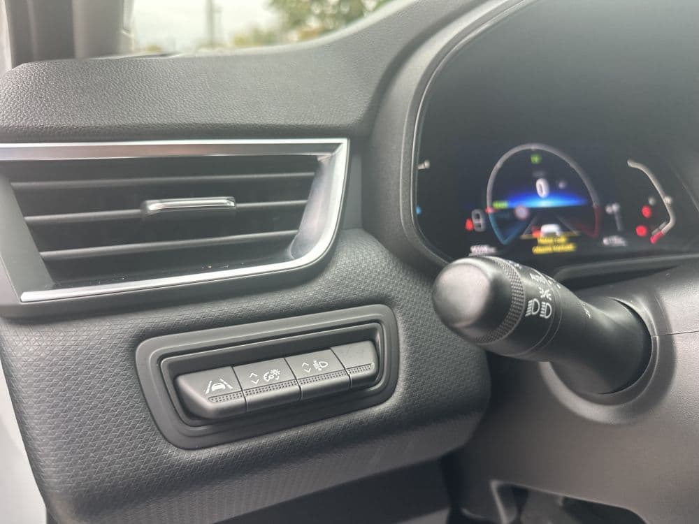 RENAULT CLIO E-TECH 1.6 HYBRID - 12