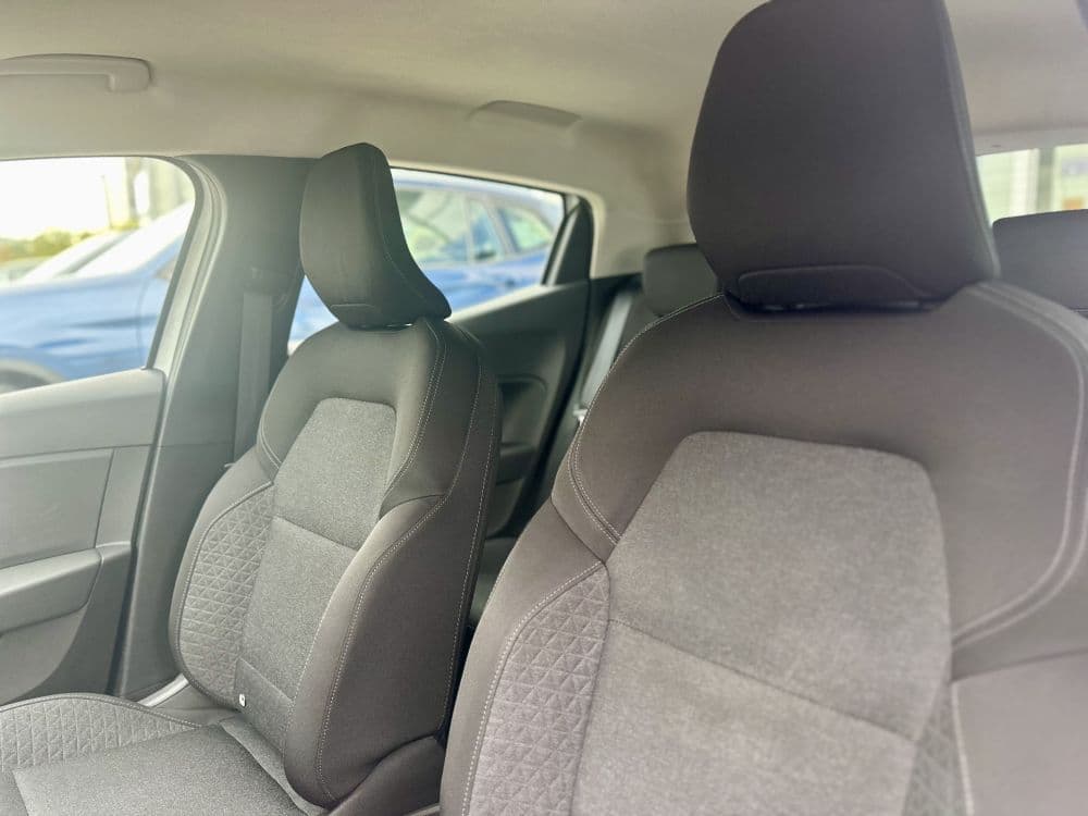 RENAULT CLIO E-TECH 1.6 HYBRID - 10