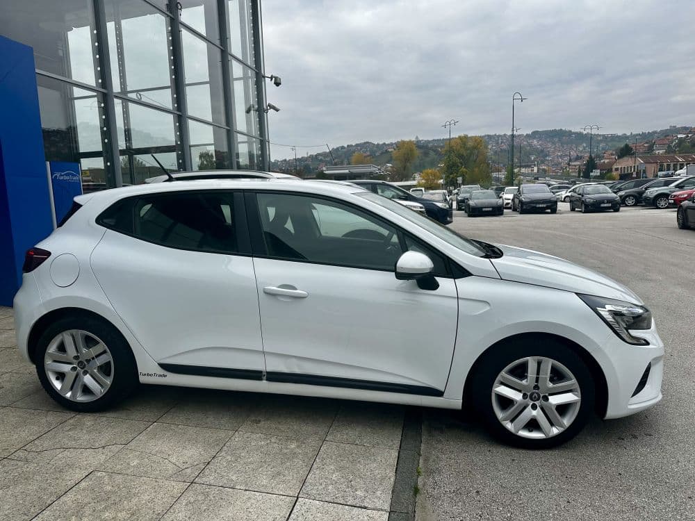 RENAULT CLIO E-TECH 1.6 HYBRID - 4