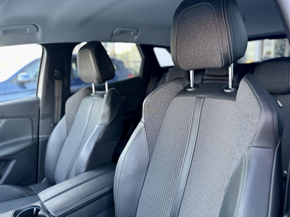 PEUGEOT 3008 1.6 PLUG-IN HYBRID ALLURE PACK - 12