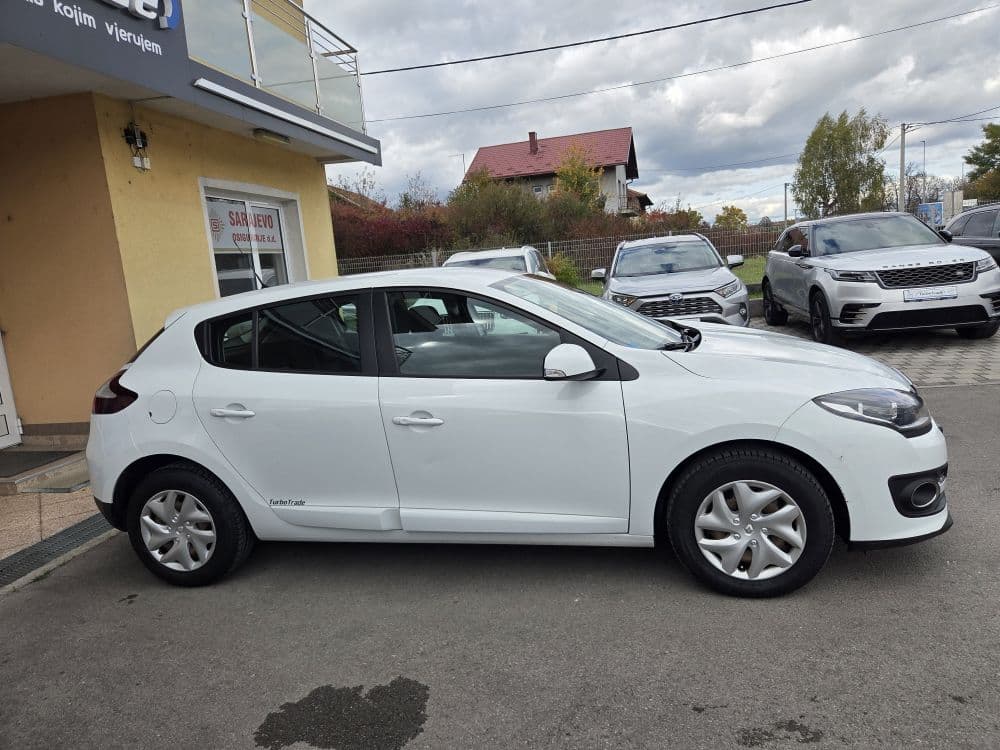 Renault Megane 1.5 DCI - 5