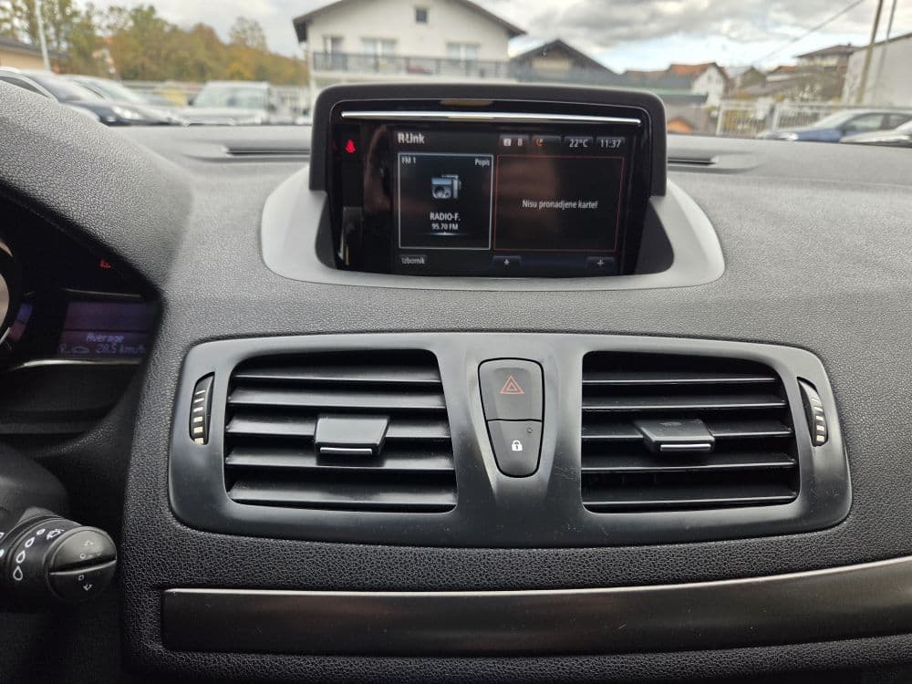 Renault Megane 1.5 DCI - 12