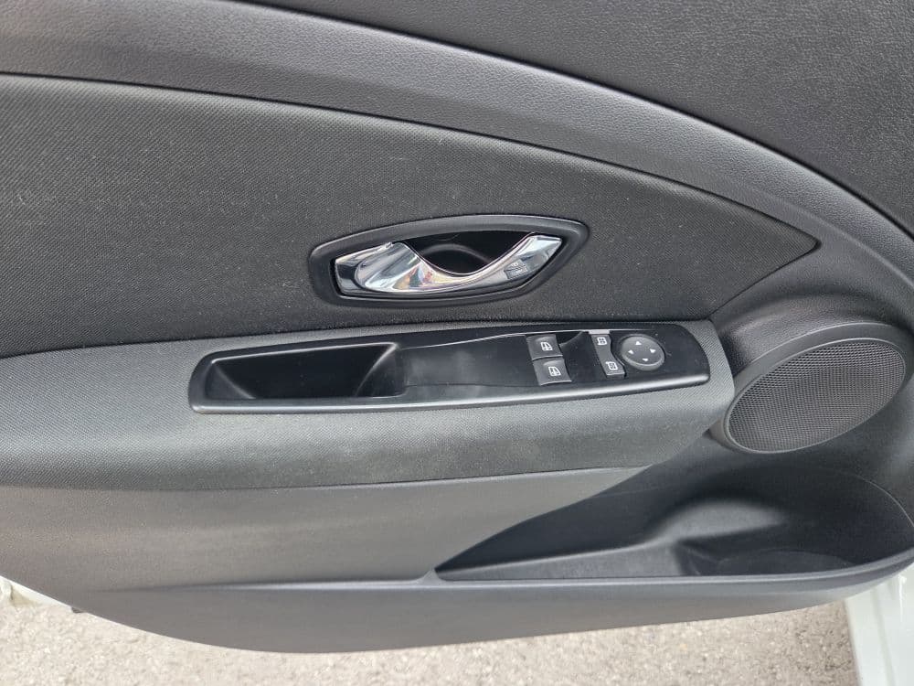 Renault Megane 1.5 DCI - 16