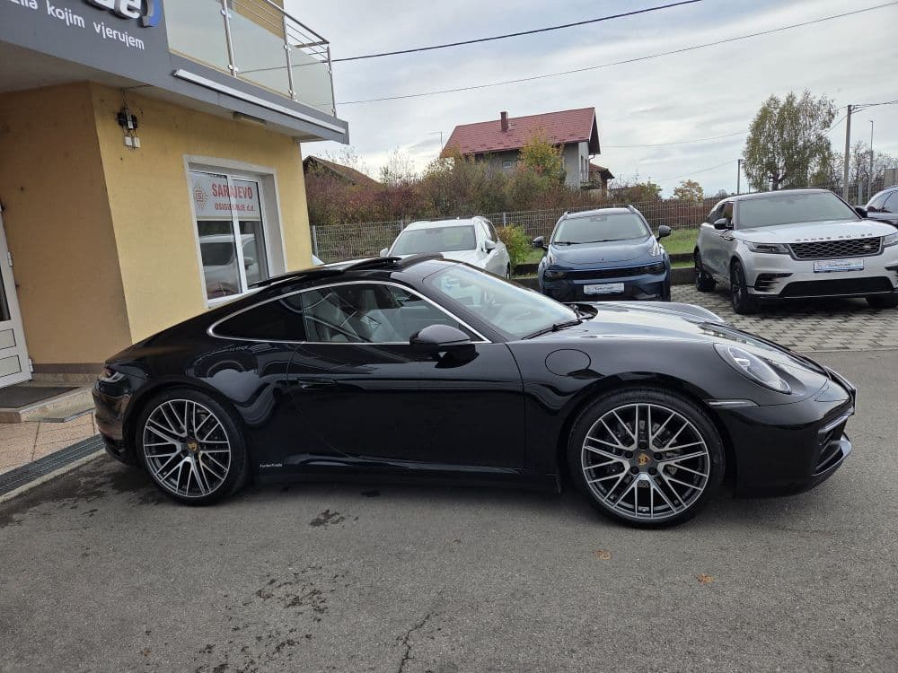 Porsche Carrera 911 Sport-Chrono Bose - 2