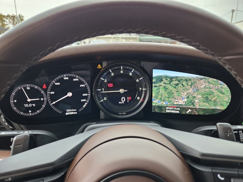 Porsche Carrera 911 Sport-Chrono Bose - 22