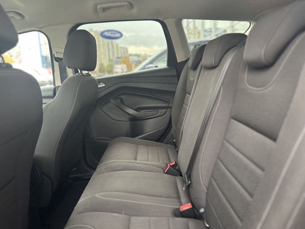 FORD KUGA 2.0TDCi 4WD AUT - 17