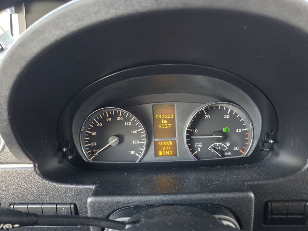 Mercedes Hymer S830 Kamper - 13