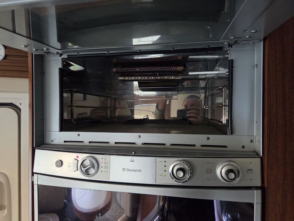 Mercedes Hymer S830 Kamper - 26