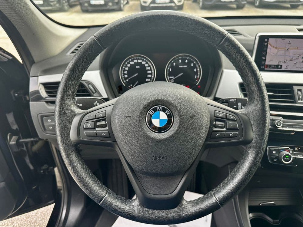 BMW X1 25E X-DRIVE PLUG IN - 11
