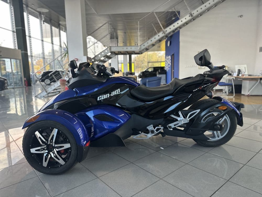 CAN-AM SPYDER 1000RS - 5