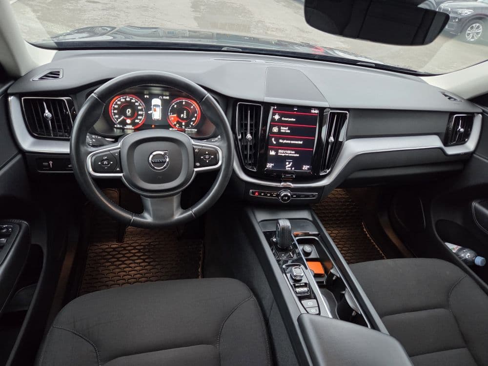 Volvo XC60 B4 AWD - 11