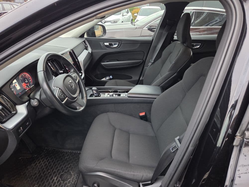 Volvo XC60 B4 AWD - 10