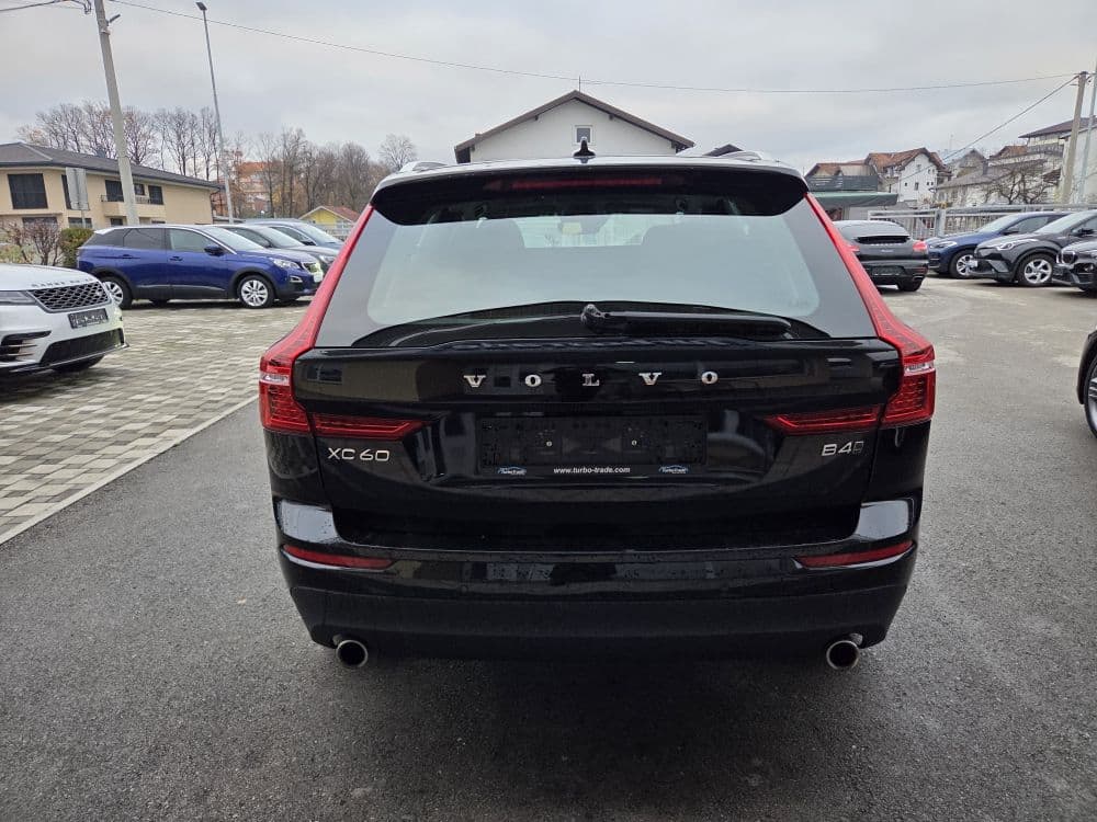 Volvo XC60 B4 AWD - 7