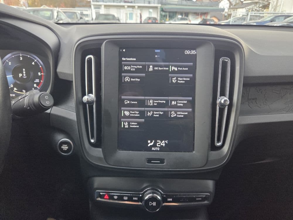 Volvo XC40 2.0 D3 AWD Automatic - 16