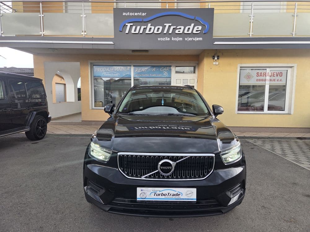 Volvo XC40 2.0 D3 AWD Automatic - 2
