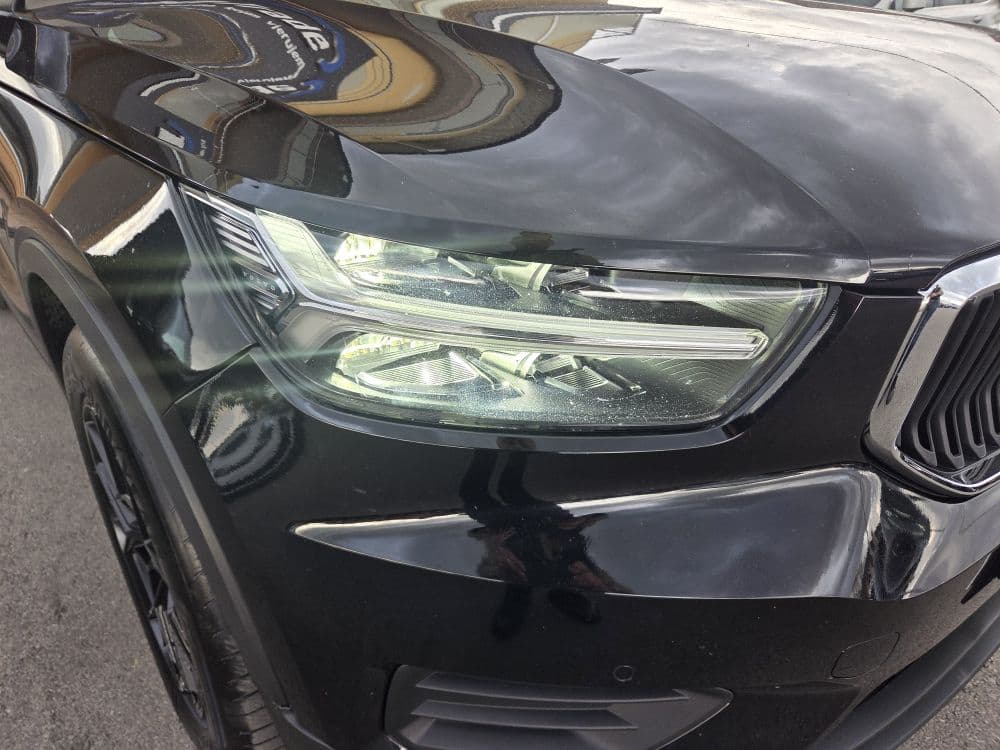 Volvo XC40 2.0 D3 AWD Automatic - 9