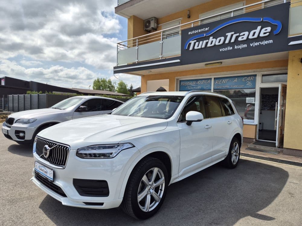 Volvo XC90 B5 AWD Momentum 7 PL - 3